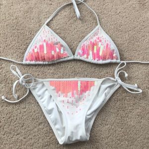 VICTORIA’s SECRET BATHING SUIT